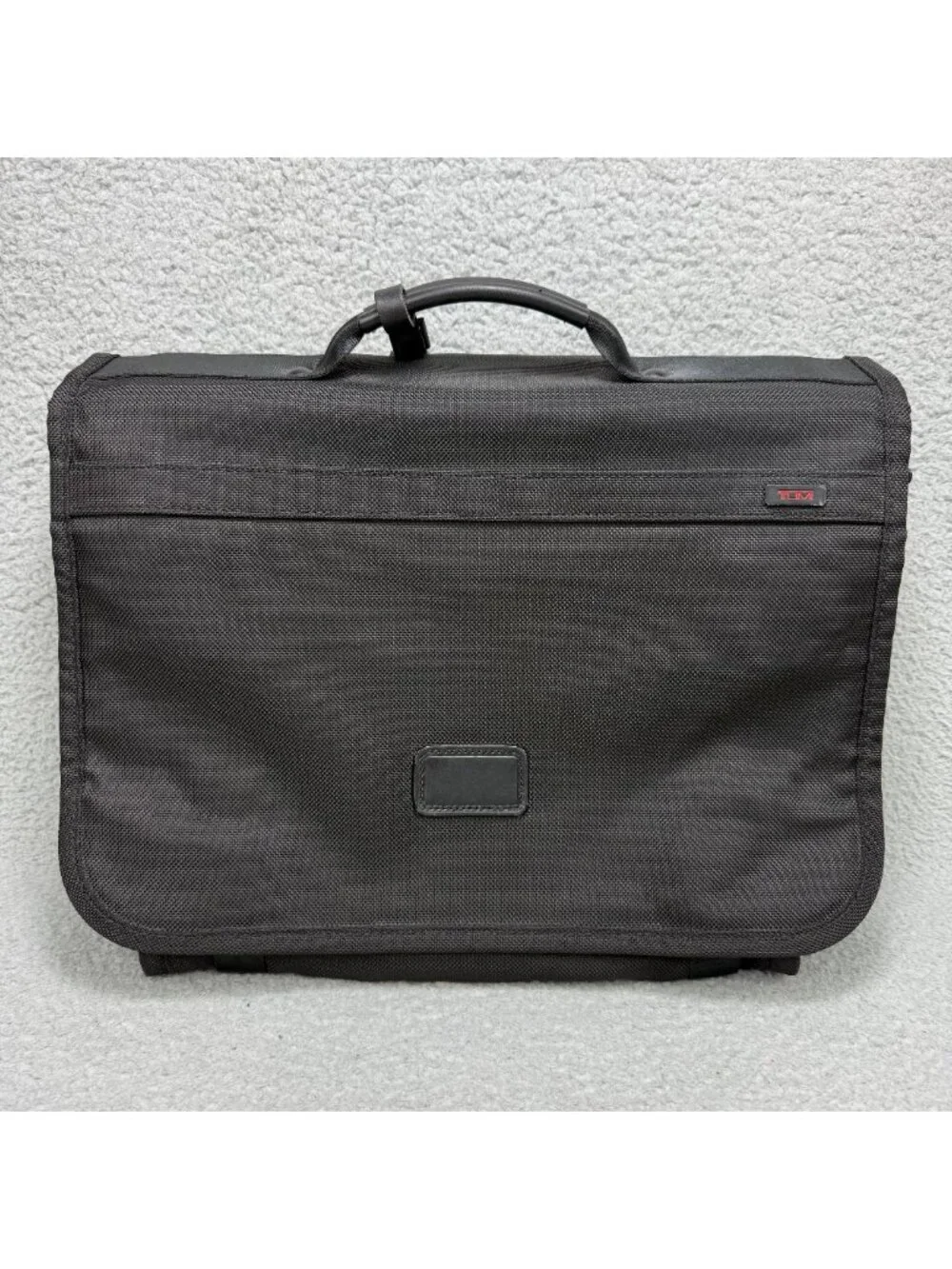 Tumi Bag Medium Black Alpha Laptop Messenger Slim Expandable Briefcase Crossbody
